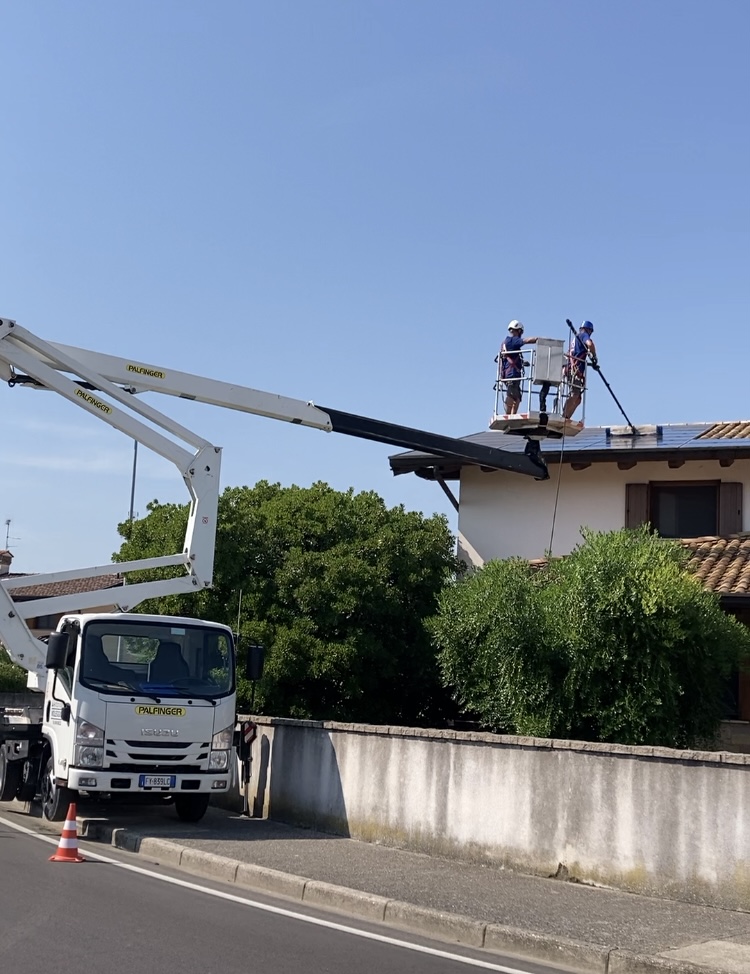 pulizia impianto fotovoltaico Aquileia